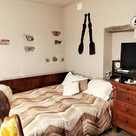 Casa Isotta * Ивреа